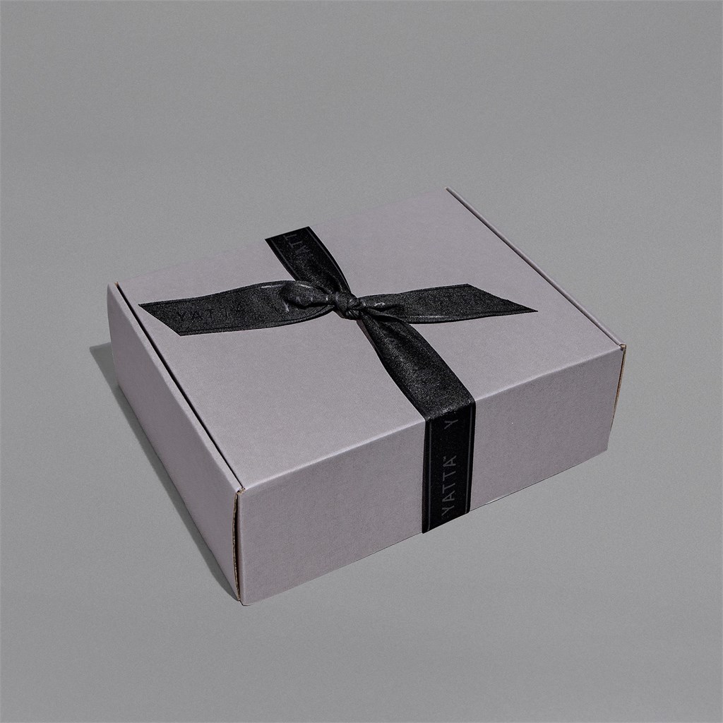 Yatta Style and Substance Hamper - Image 2