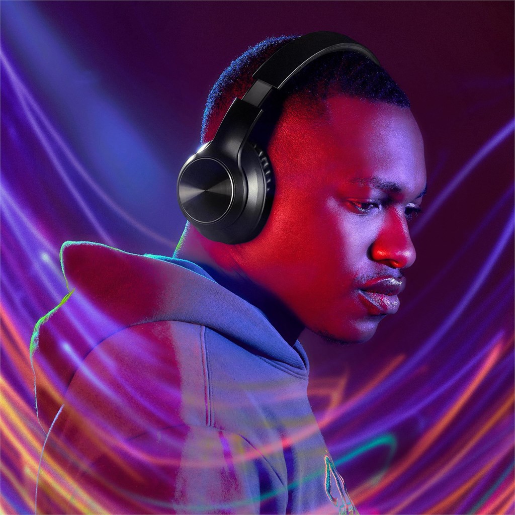 Swiss Cougar Stuttgart Active Noise-Cancelling Bluetooth Headphones - Image 9