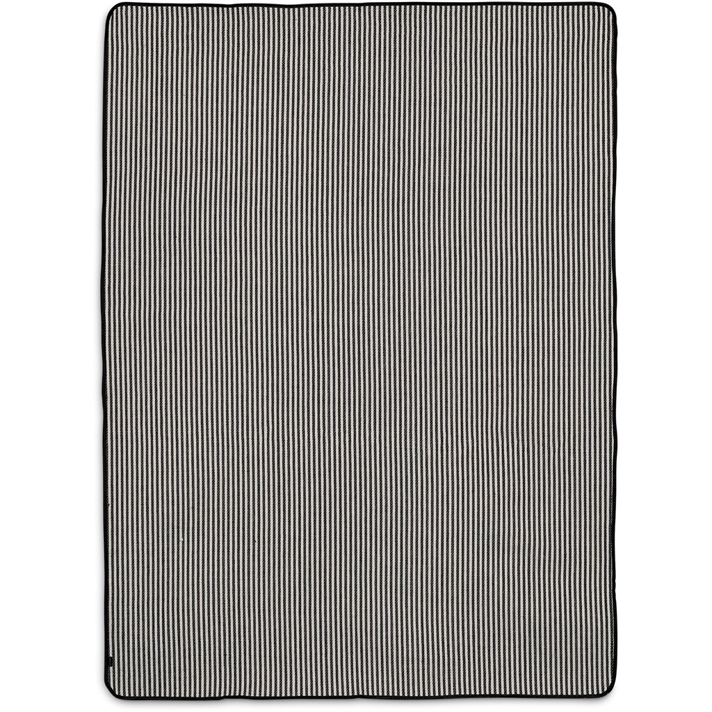 Serendipio Palmgrove Picnic Blanket - Image 4