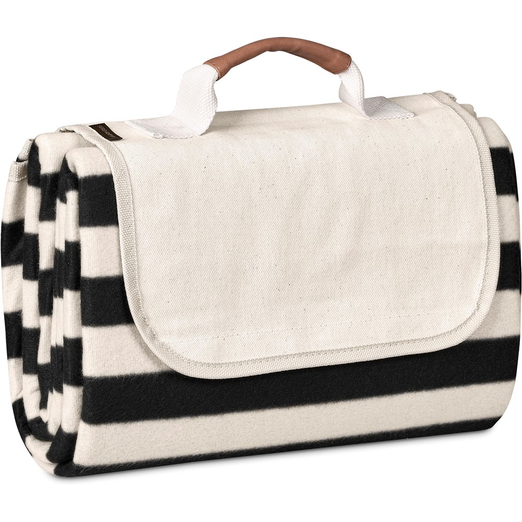 Serendipio Brookhill Picnic Blanket - Image 6