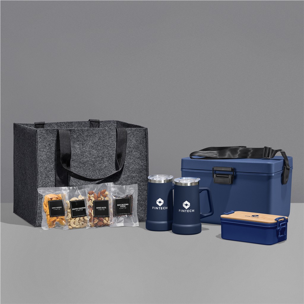 Yatta Distinguished Details Hamper